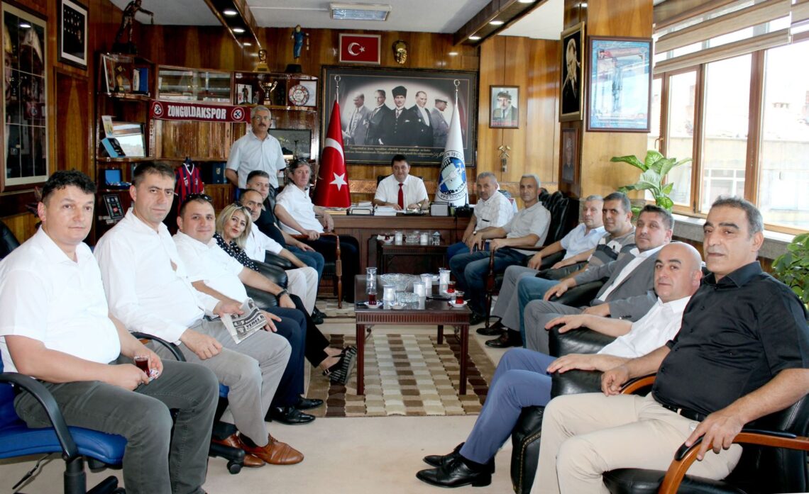 SENDİKAMIZDA BAYRAMLAŞMA