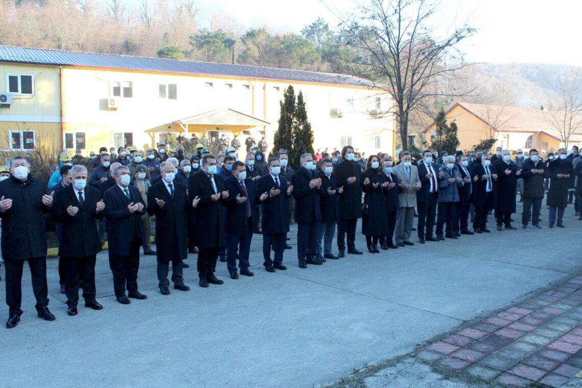 103 ARMUTÇUK MADEN ŞEHİDİ ANILDI