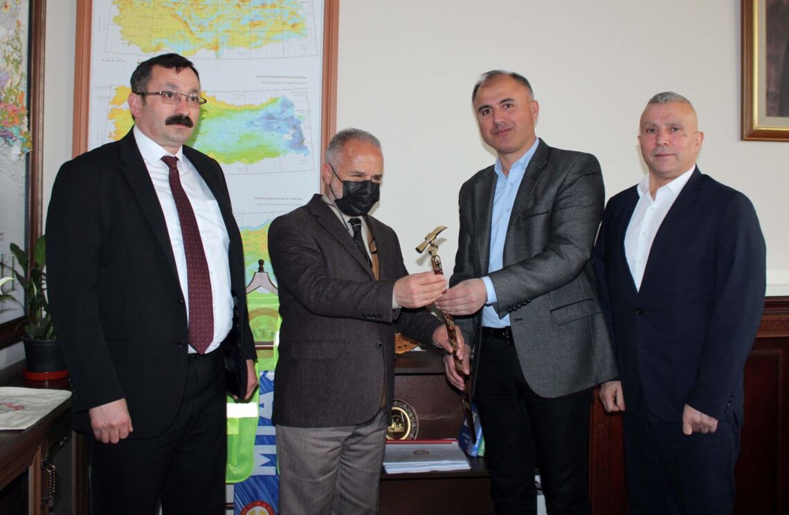 MTA GENEL MÜDÜR YARDIMCILARINI ZİYARET