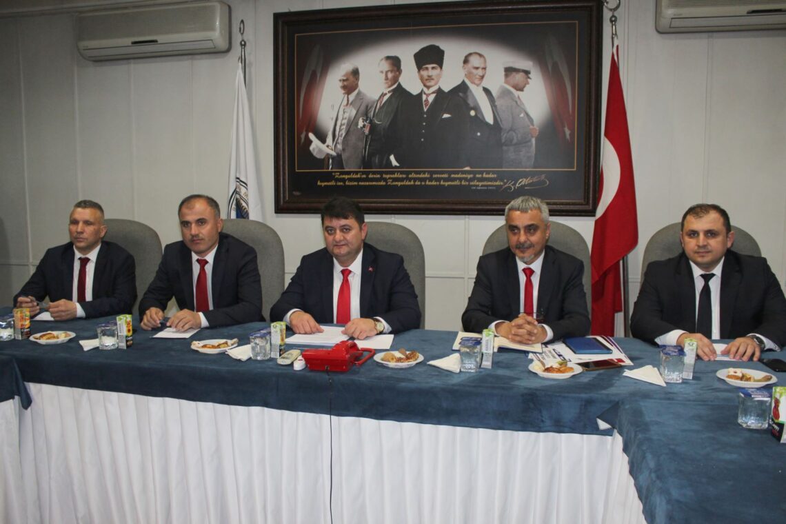 1 MAYIS HAZIRLIKLARI SÜRÜYOR