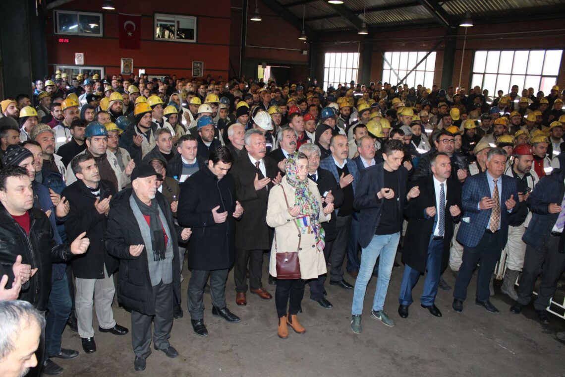 263 KOZLU MADEN ŞEHİDİ ANILDI