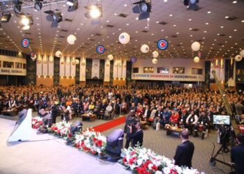 TÜRK-İŞ GENEL KURULU YAPILDI