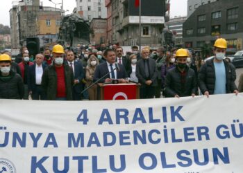 DÜNYA MADENCİLER GÜNÜ’NÜ KUTLANDI