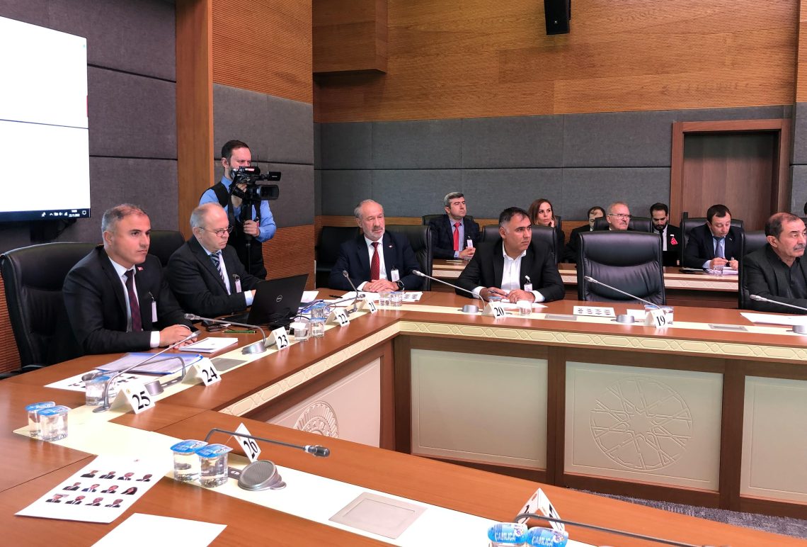 SENDİKAMIZ GENEL BAŞKAN YARDIMCISI MUTLU, TBMM ARAŞTIRMA KOMİSYONUNDA SUNUM YAPTI