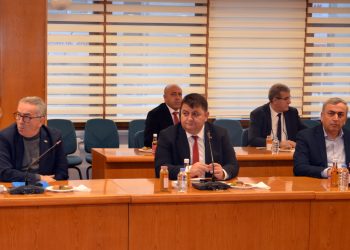 YEŞİL, TÜRK-İŞ BAŞKANLAR KURULU TOPLANTISINA KATILDI