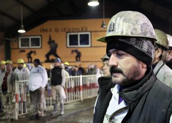 KOZLU’DA KAYBETTİĞİMİZ 8 MADEN İŞÇİSİ DUALARLA ANILDI