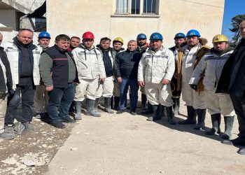 YEŞİL: MADENCİLERİMİZLE GURUR DUYUYORUZ