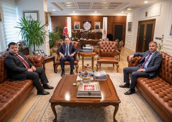 YEŞİL VE MUTLU, BAKAN BİLGİN’İ ZİYARET ETTİ