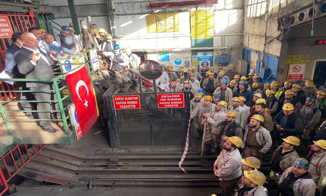 GMİS üyesi işçiler, hükümete seslendi