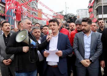 ‘İşçiler arasındaki ücret eşitsizliği son bulsun’