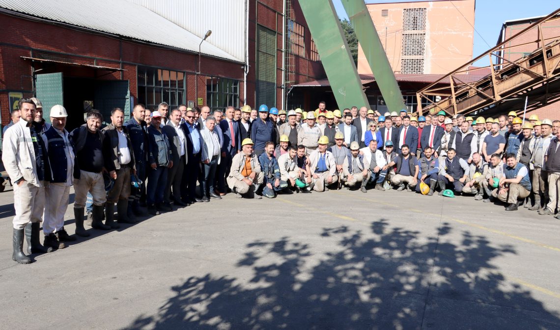 GMİS Yönetimi, Kozlu’da madenciyi bilgilendirdi