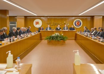 TÜRK-İŞ: “İNSANLIK DIŞI VAHŞET DERHAL DURDURULMALIDIR”