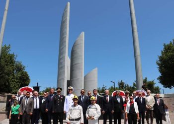 UZUN MEHMET TÖRENLE ANILDI