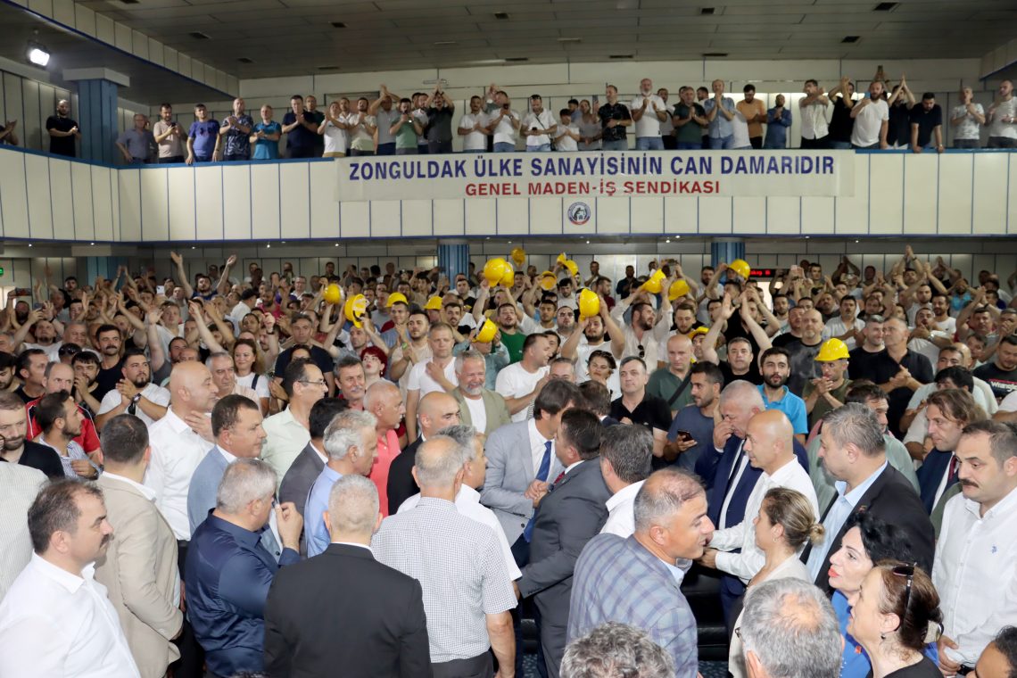 ‘KİT REFORMU’NDAN DERHAL VAZGEÇİLMELİDİR’