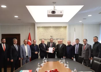 KAMU ÇERÇEVE PROTOKOLÜ ORTAK TEKLİFİ ÇALIŞMA VE SOSYAL GÜVENLİK BAKANLIĞINA SUNULDU