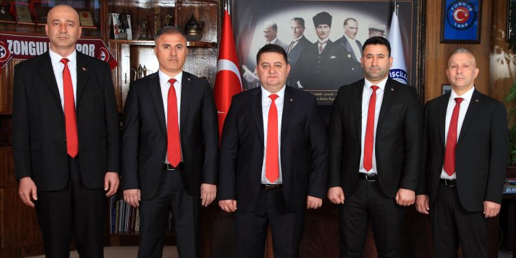 “ÇAYIRHAN MADEN ve ENERJİ İŞÇİLERİNİN YANINDAYIZ”