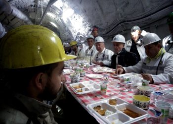 ATALAY, MADENCİLERİN İFTAR SOFRASINA KONUK OLDU