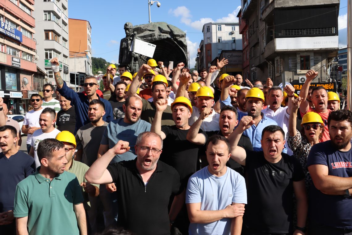 KAMU İŞÇİSİ “ARTIK YETER” DEDİ!