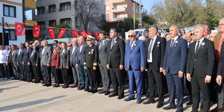 KÖMÜRÜ BULAN UZUNMEHMET ANILDI