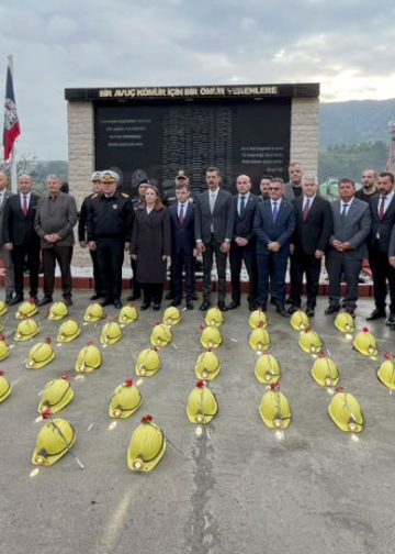 43 AMASRA MADEN ŞEHİDİMİZ DUALARLA ANILDI